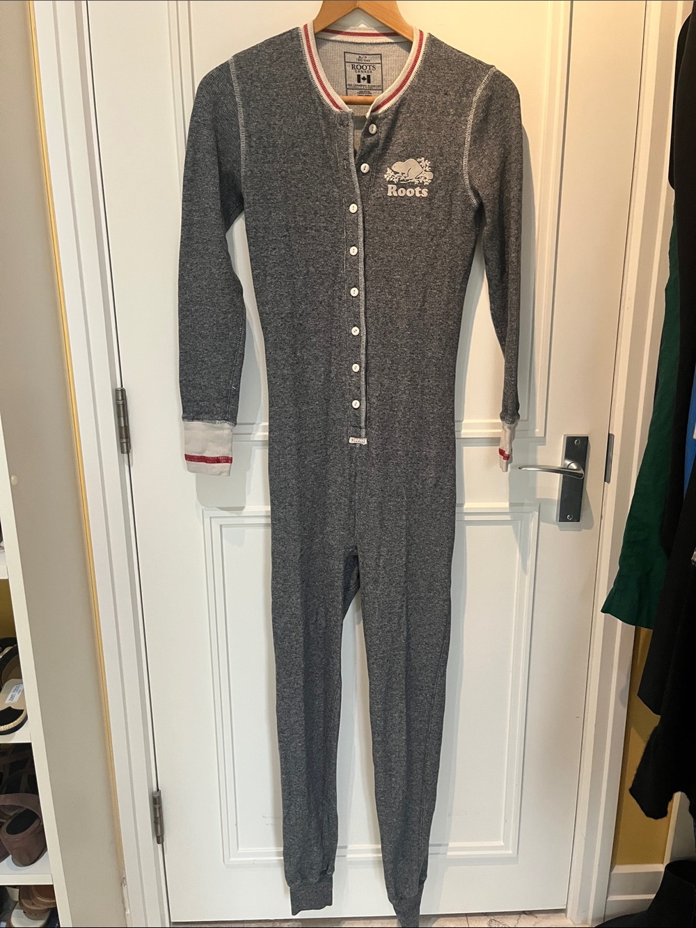 Roots Canada Salt & Pepper Cabin One-Piece Henley Onesie Romper Sz Small